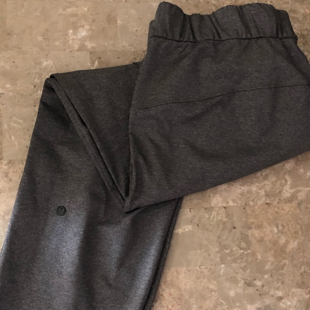 Lululemon pants size 10